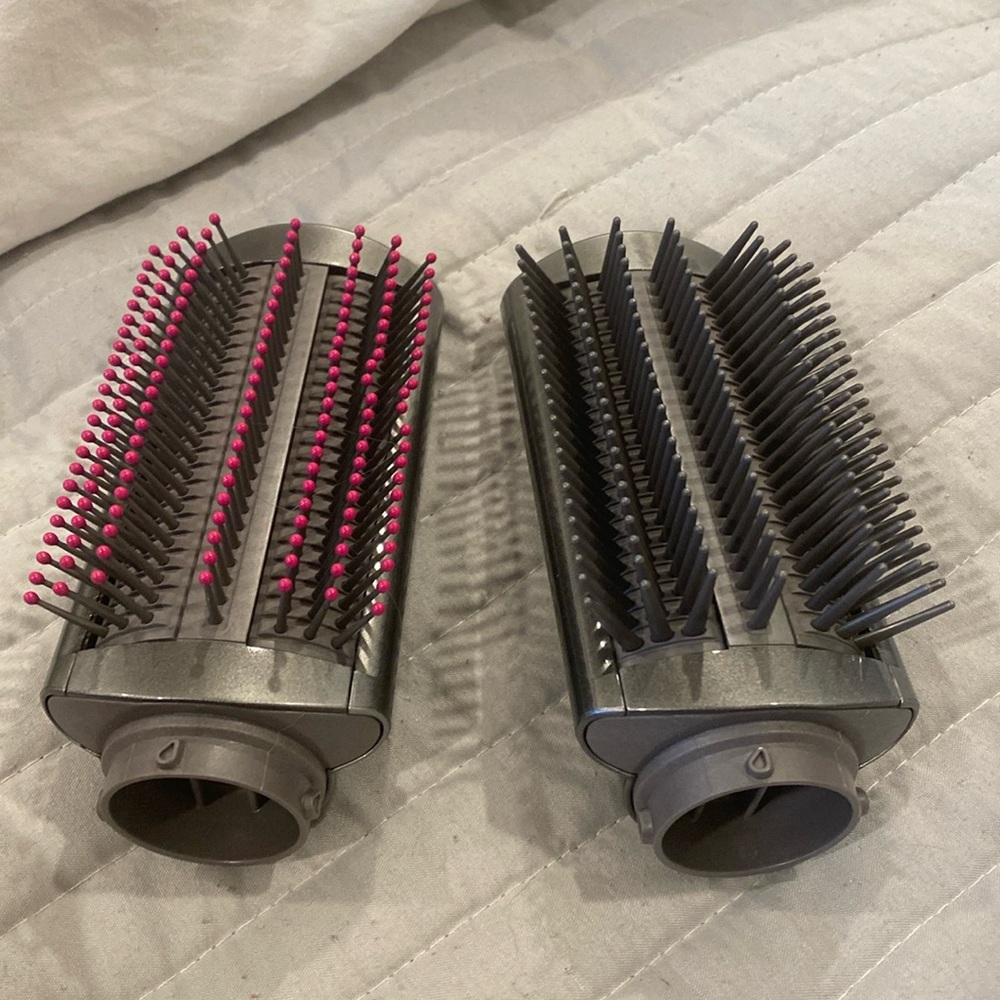 Dyson smoothing brushes